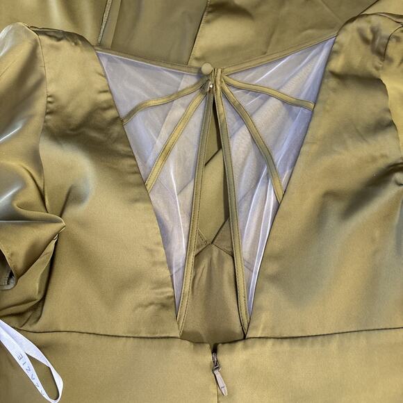 Azazie Bridesmaid Dress Green Size 18 Satin Flutter Sleeve Forest Fairy - Picture 10 of 15